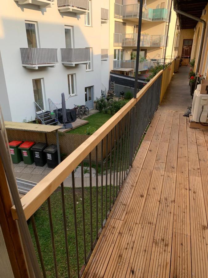 Ferienwohnung Vega - Free Parking - Self Checkin Graz Exterior foto