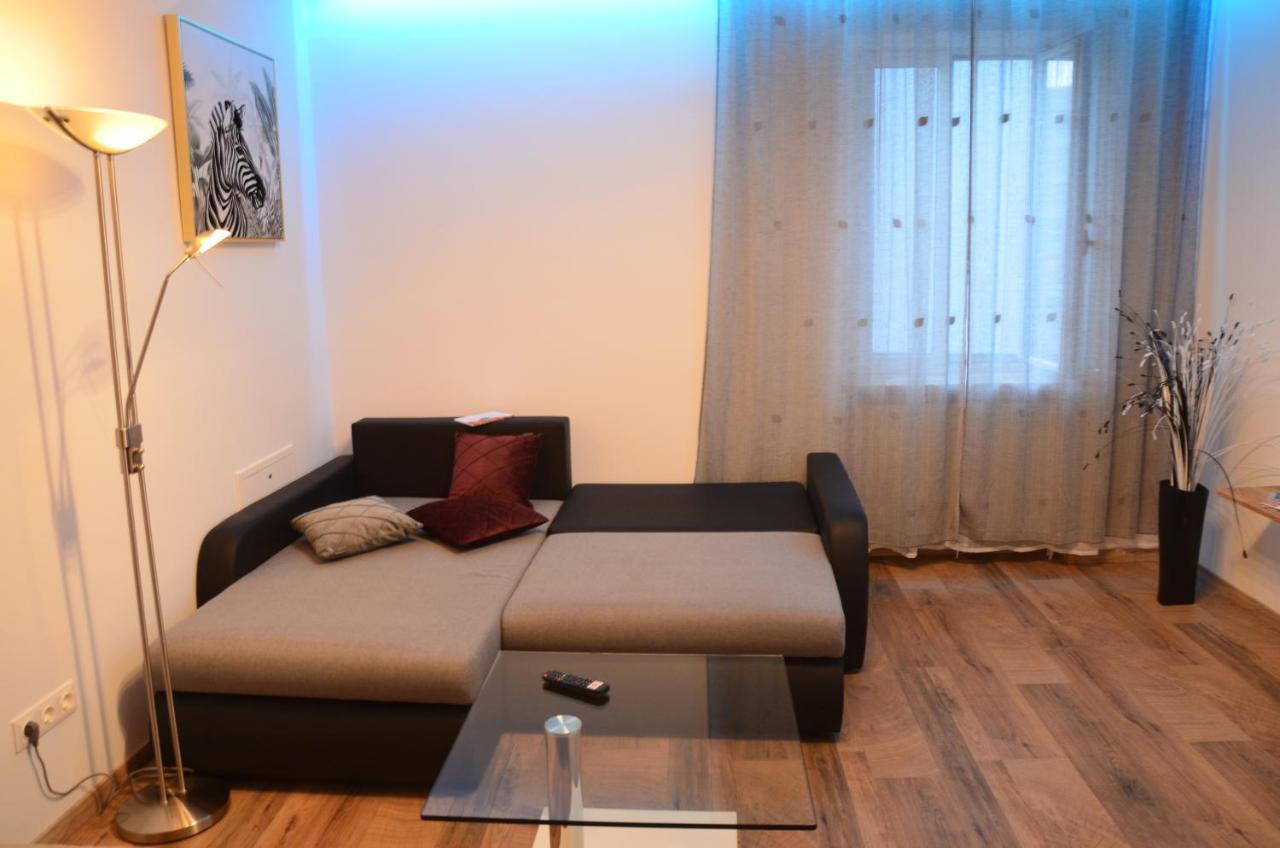 Ferienwohnung Vega - Free Parking - Self Checkin Graz Exterior foto